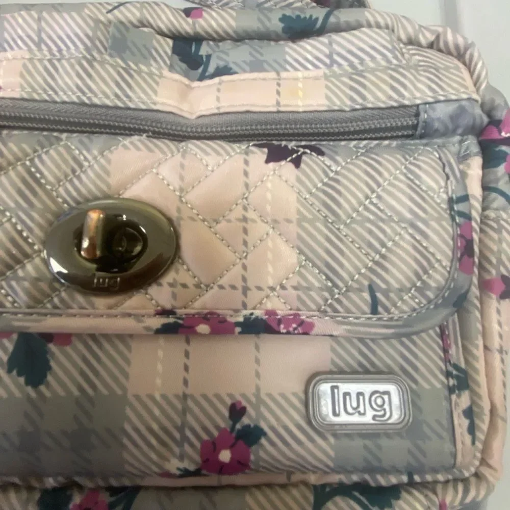 Women’s lug brand purse, adjustable Crossbody/shoulder bag